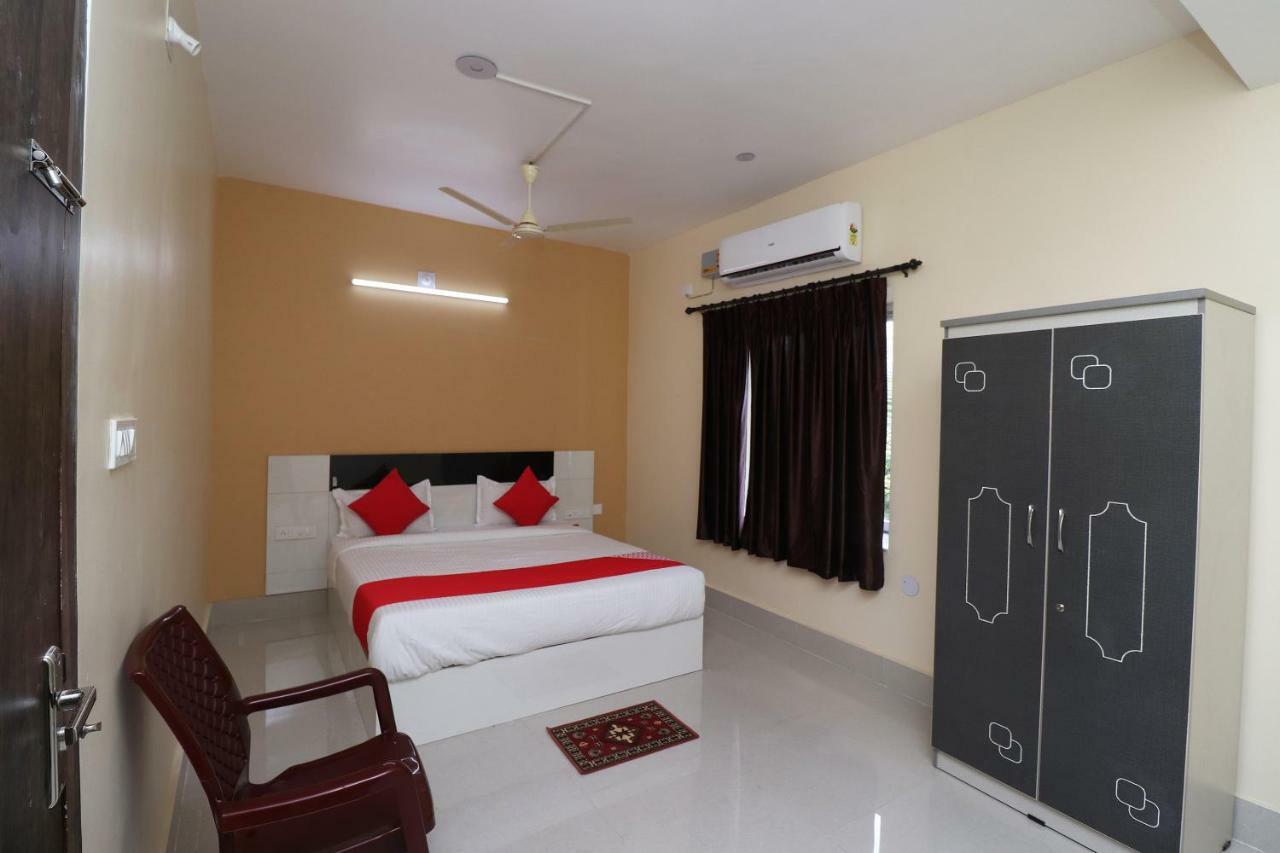 Oyo 35736 Shree Jagannath Lodge Puri Exterior photo
