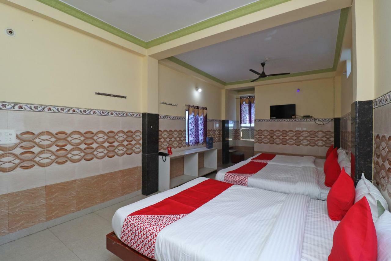 Oyo 35736 Shree Jagannath Lodge Puri Exterior photo