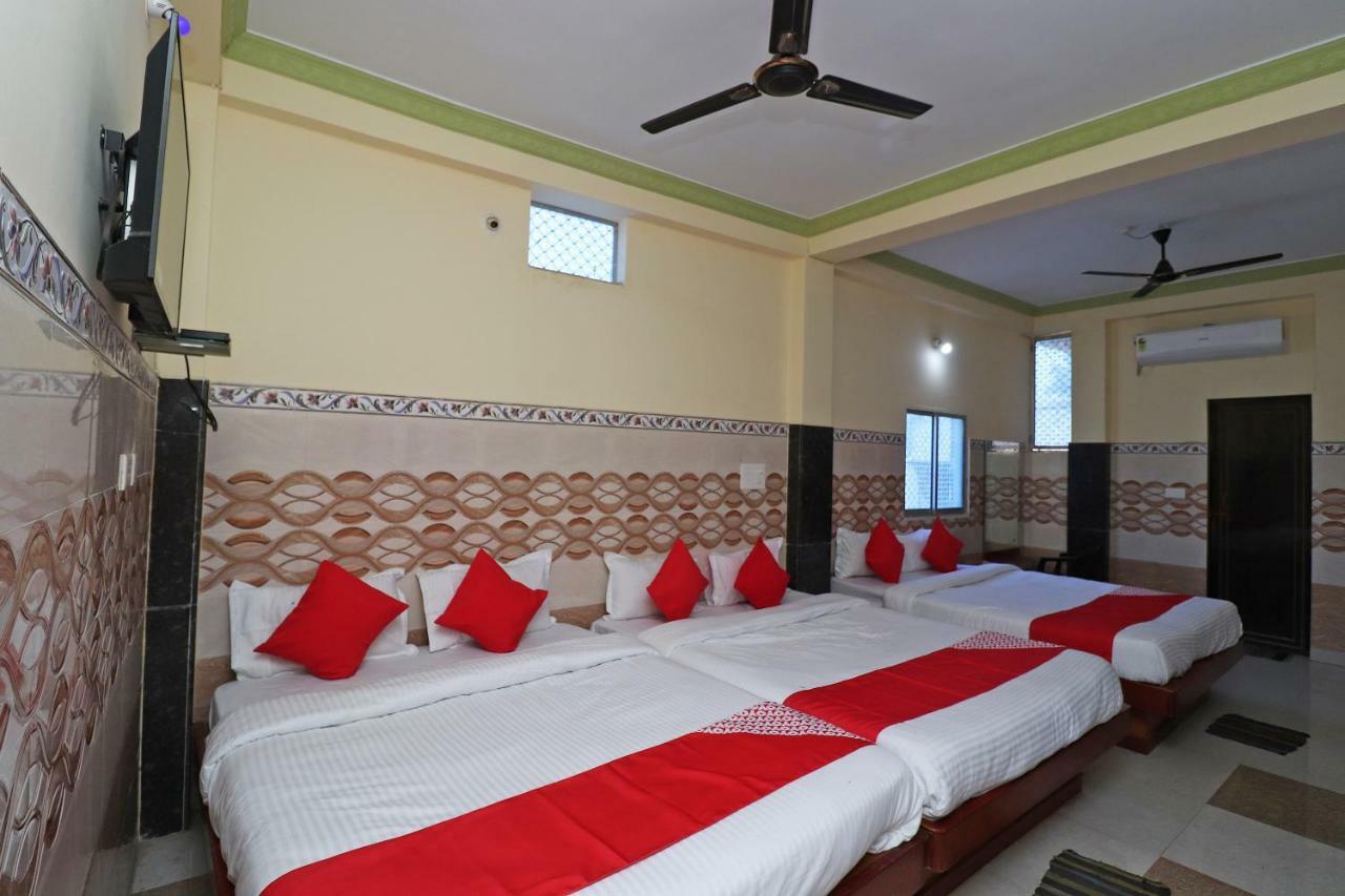 Oyo 35736 Shree Jagannath Lodge Puri Exterior photo